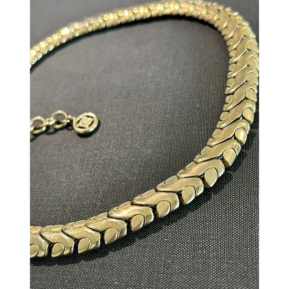 Vintage Givenchy Designer Snake Chain Collar Necklace Hi-Quality 18" Adjustable - Picture 4 of 8